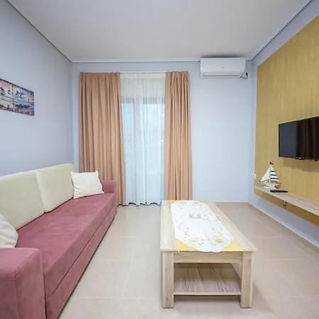 Mamma's Apartment Sarande